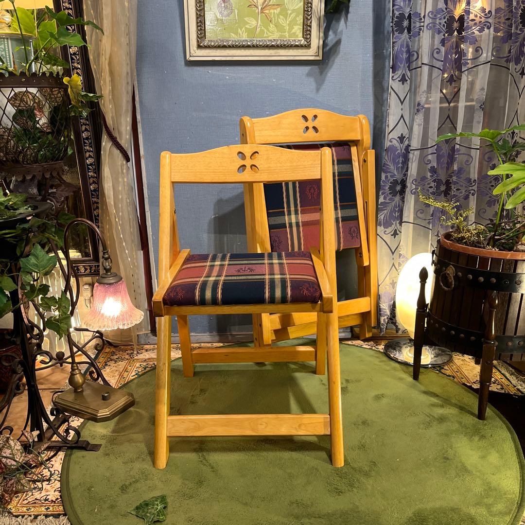 ２脚セット　フレンチカントリーフォールディングチェア　　木製