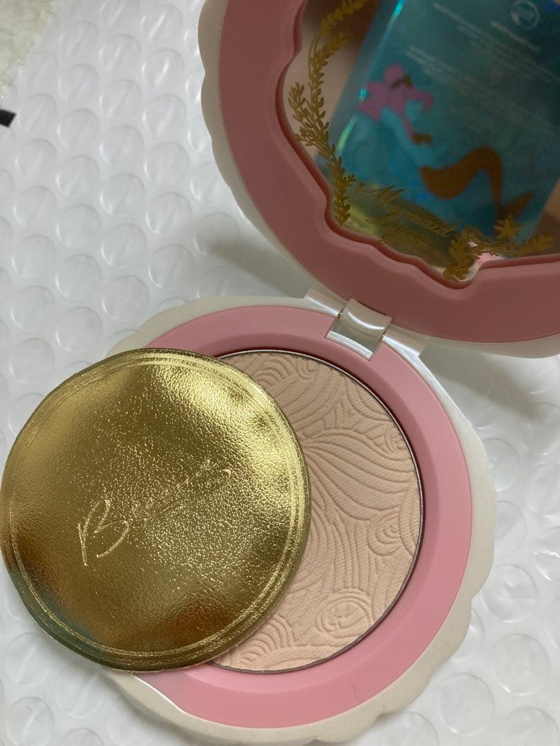 Besame Cosmetics ピーターパン　コラボ　貝　パールシマーパウダー