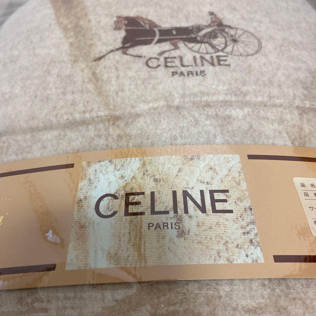 未使用　セリーヌ　CELINE 合繊掛布団　薄手　肌掛　140×190 日本製