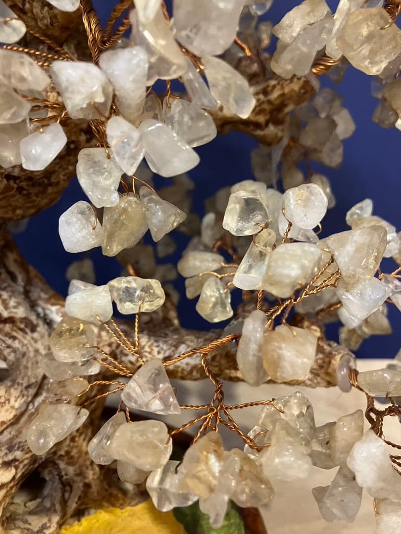 招財樹　置物　金のなる木 　風水 　天然石 縁起物　桜置物　盆栽