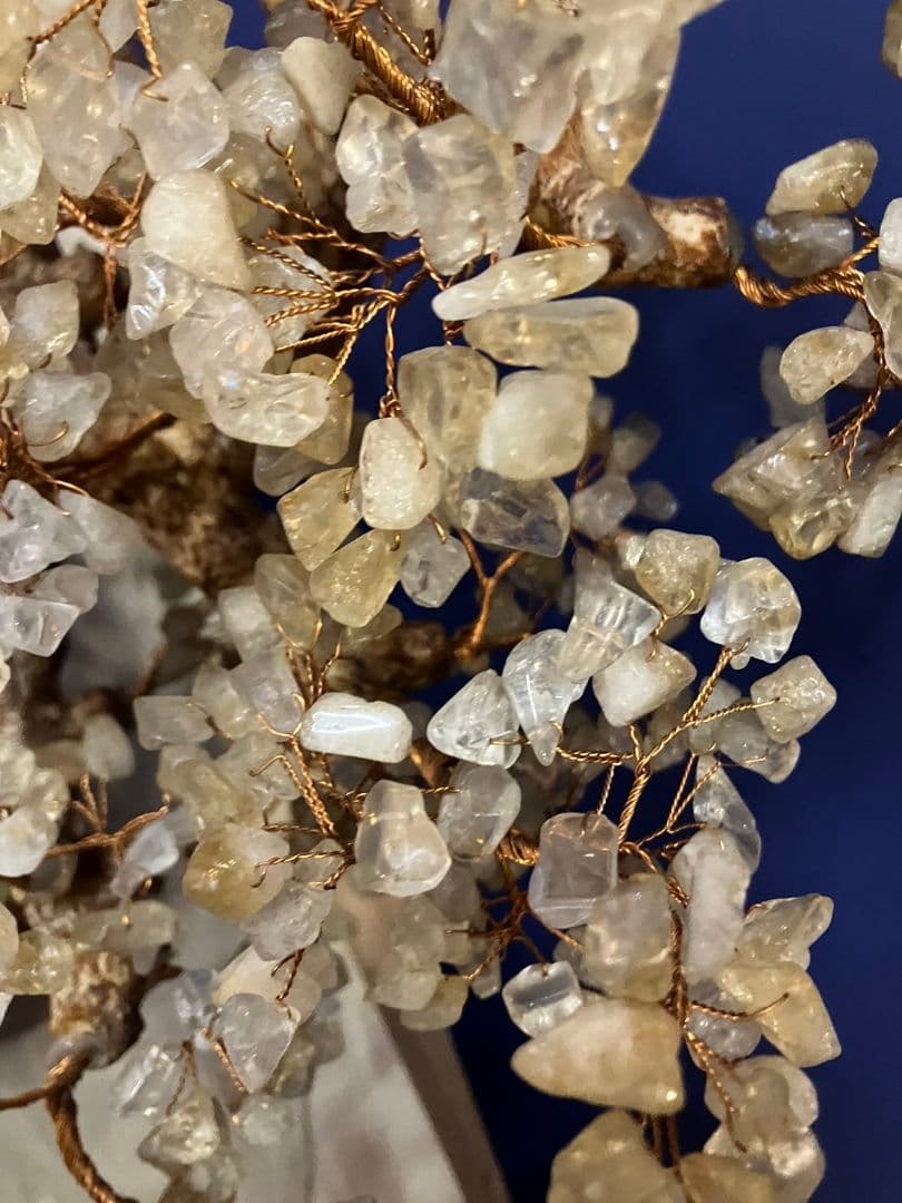 招財樹　置物　金のなる木 　風水 　天然石 縁起物　桜置物　盆栽