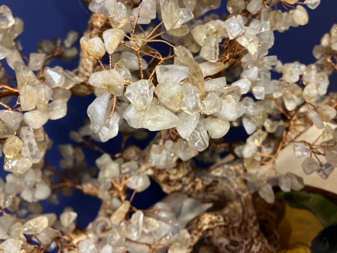 招財樹　置物　金のなる木 　風水 　天然石 縁起物　桜置物　盆栽