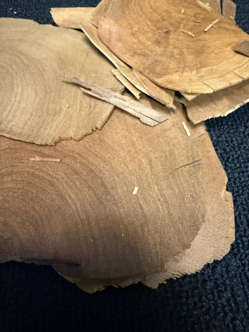 白檀 香木 薄切り ガラスケース付 109g 岡崎市発送 7195