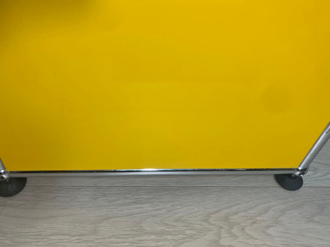 USM Haller/USM ハラー サイドテーブル 2段キャビネット/イエロー