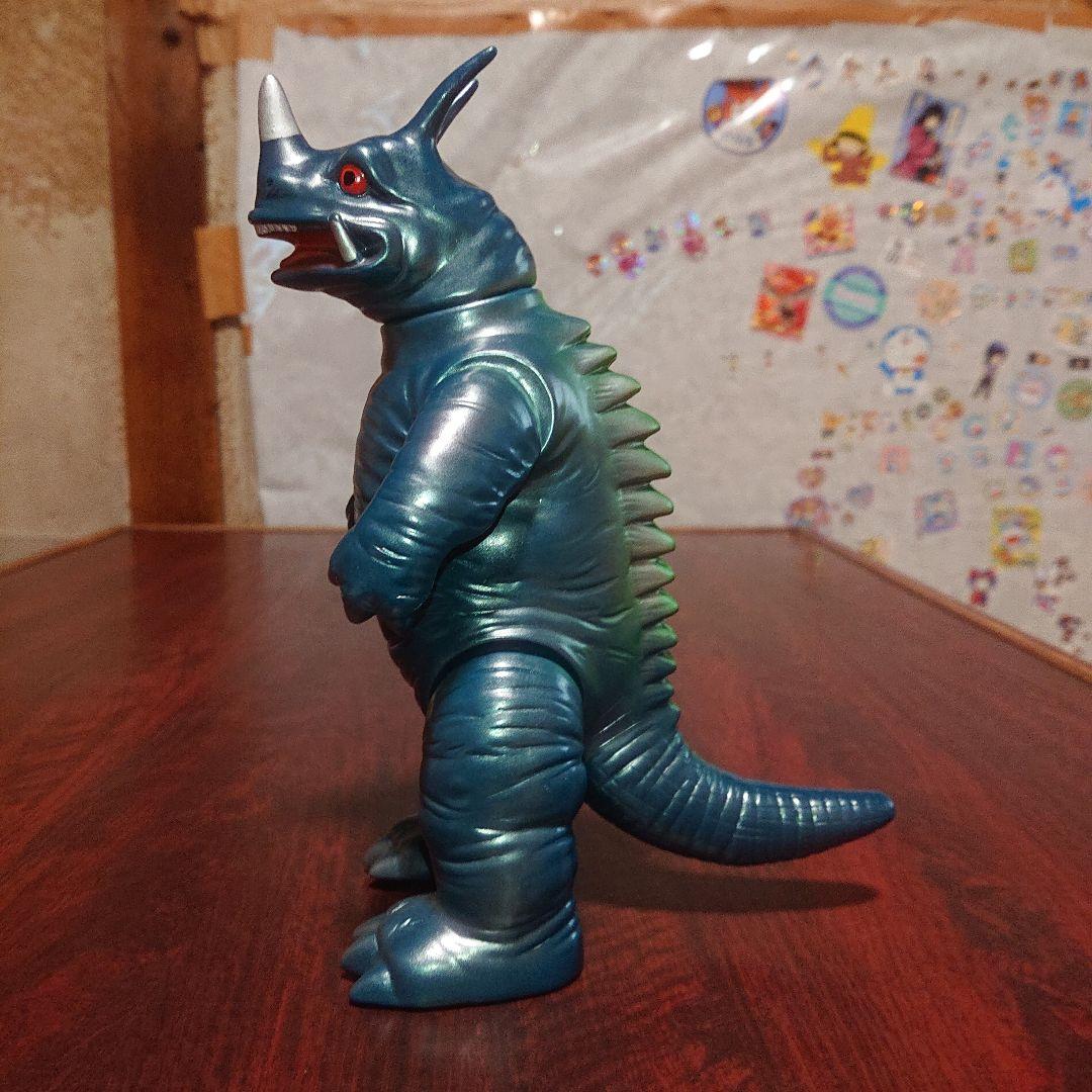 ブルマァク/ネロンガ ソフビ - メルカリ