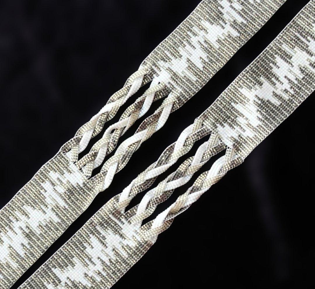 ホワイトグレー　デリカビーズビーズ織ベルト