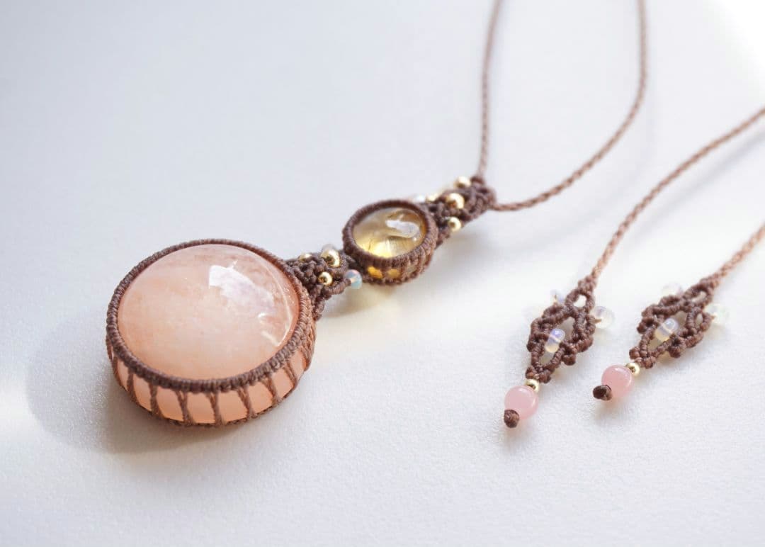 宝石質モルガナイト　シトリン　マクラメ　ネックレス