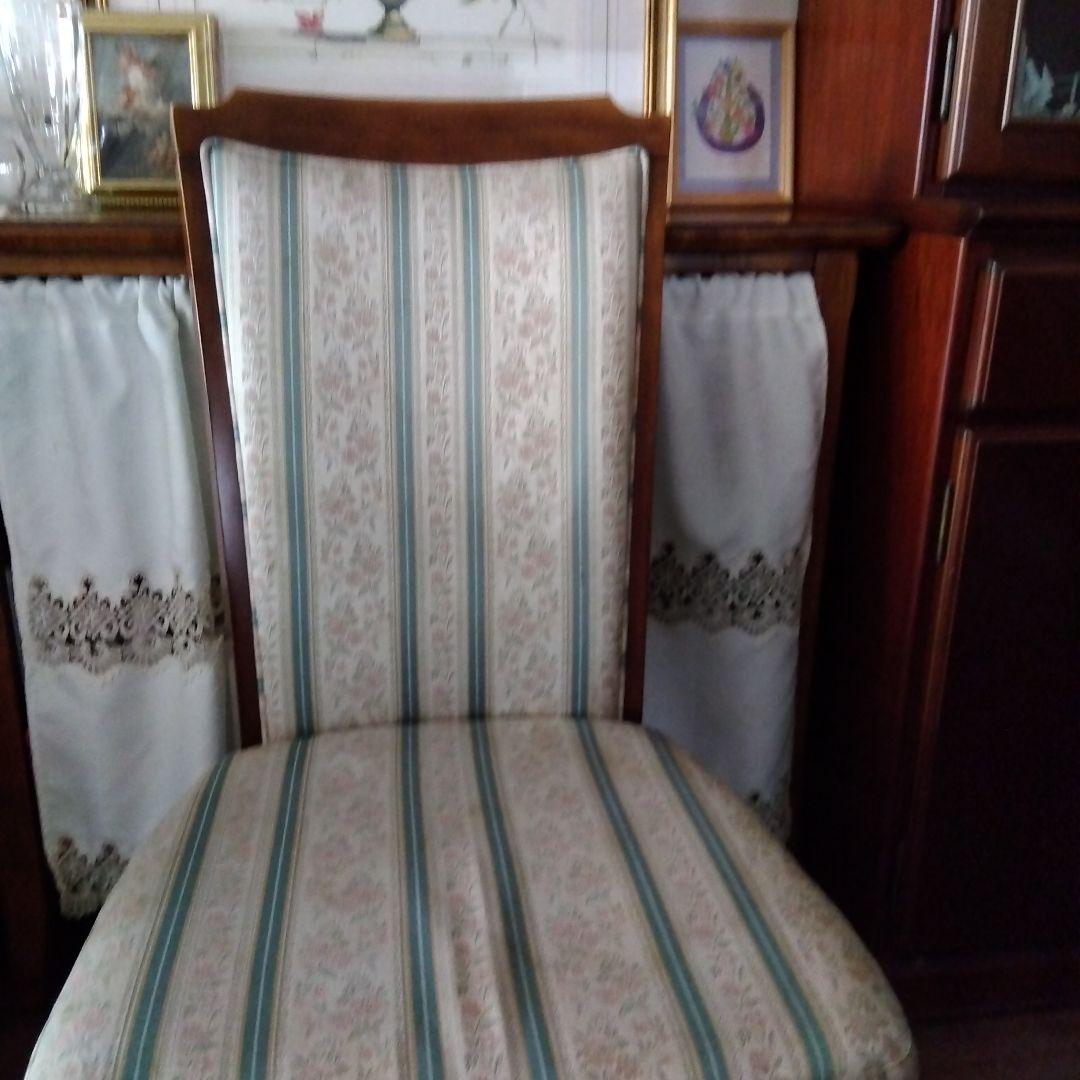 再々値下げしました。マルニ 布張りダイニングチェア 一客 - メルカリ