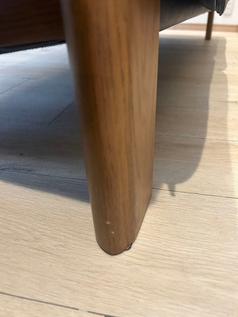 カリモク ZU4903 3人掛けソファ レザー　ネイビー