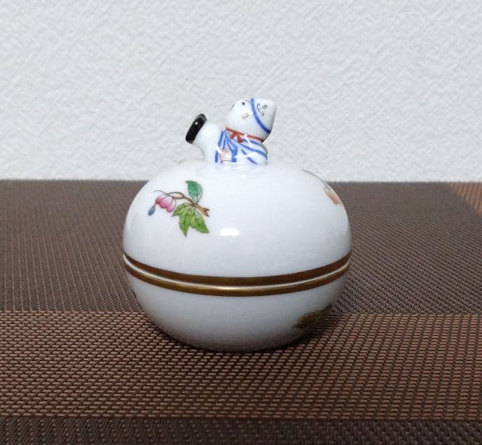 ヘレンド・ボンボン シノワズリ マンダリン飾り