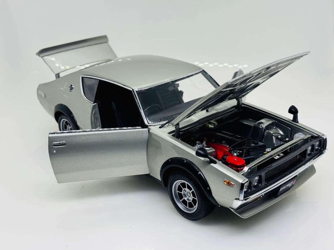 1/18京商KYOSHO 日産スカイライ2000GTR(KPGC1 10)美品