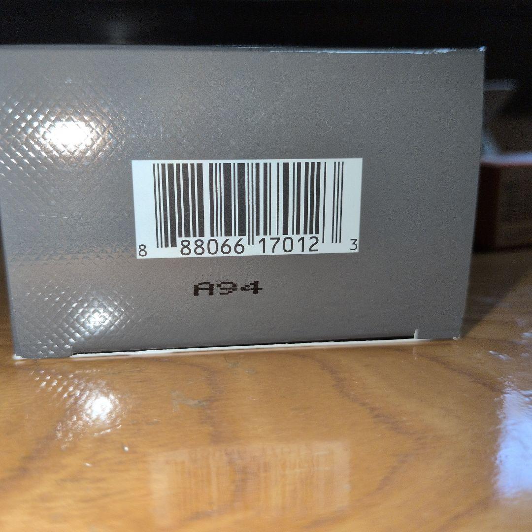 【新品】TOMFORDビューティ　ウードウッド　ハンドアンドボディ　モイスチャー