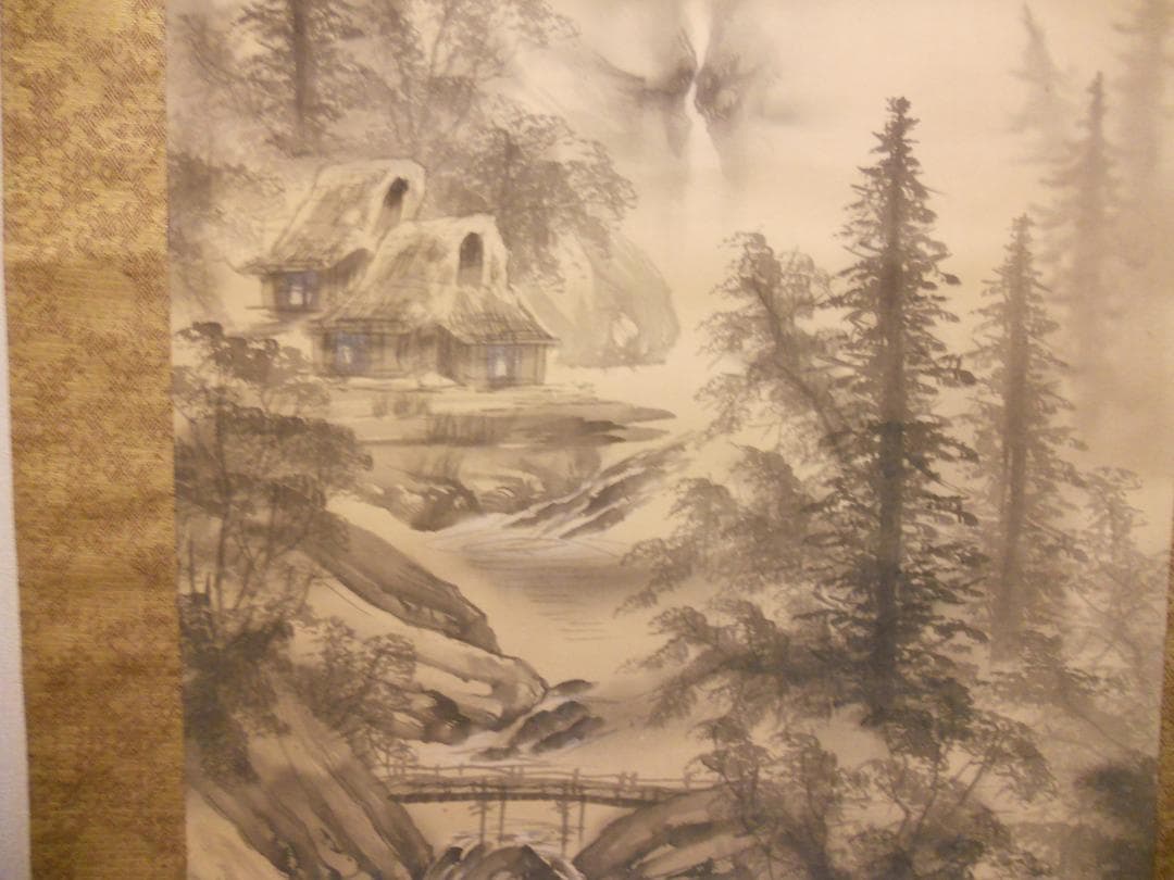 掛け軸 渓舟 水墨山水 絹本 希少 軸装 茶道具 掛軸 です。