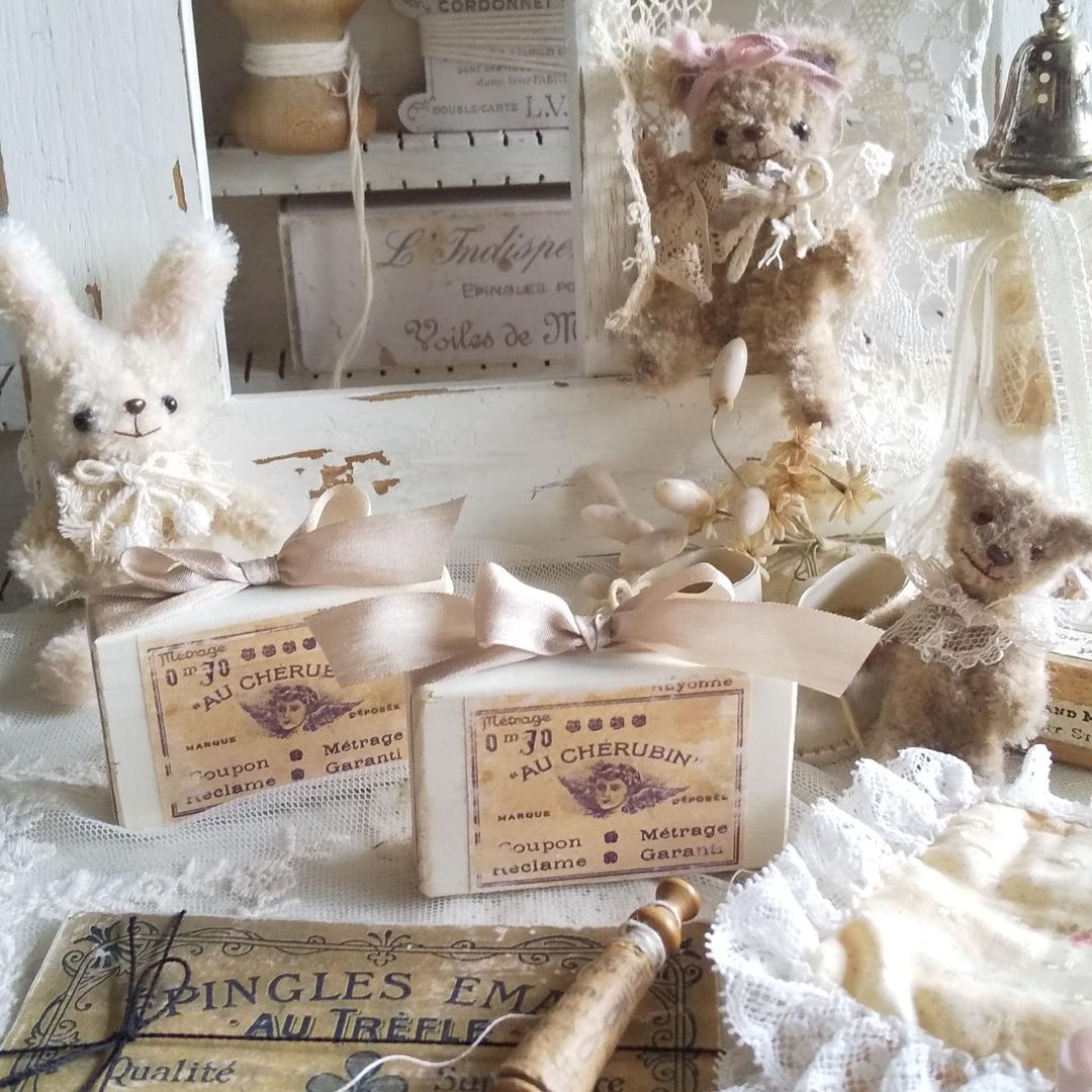 **可愛いアンティークラベルの小包box風♡**