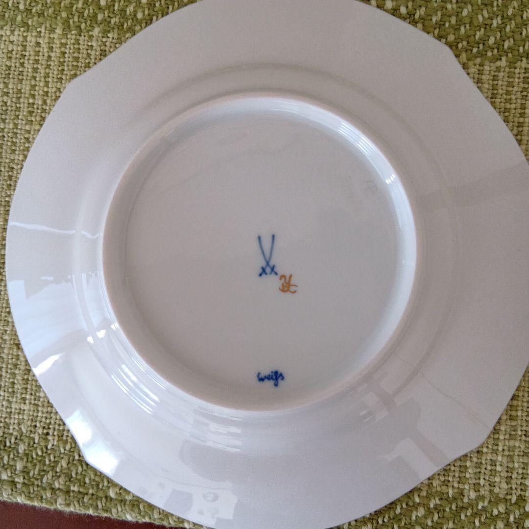 マイセンアルペンフローラ風の絵皿