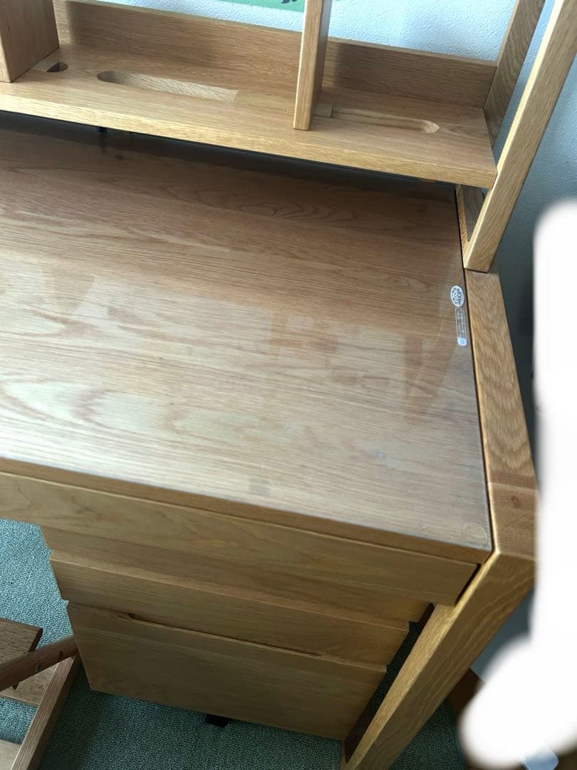 【3月末まで掲載】アクタス　学習机と椅子