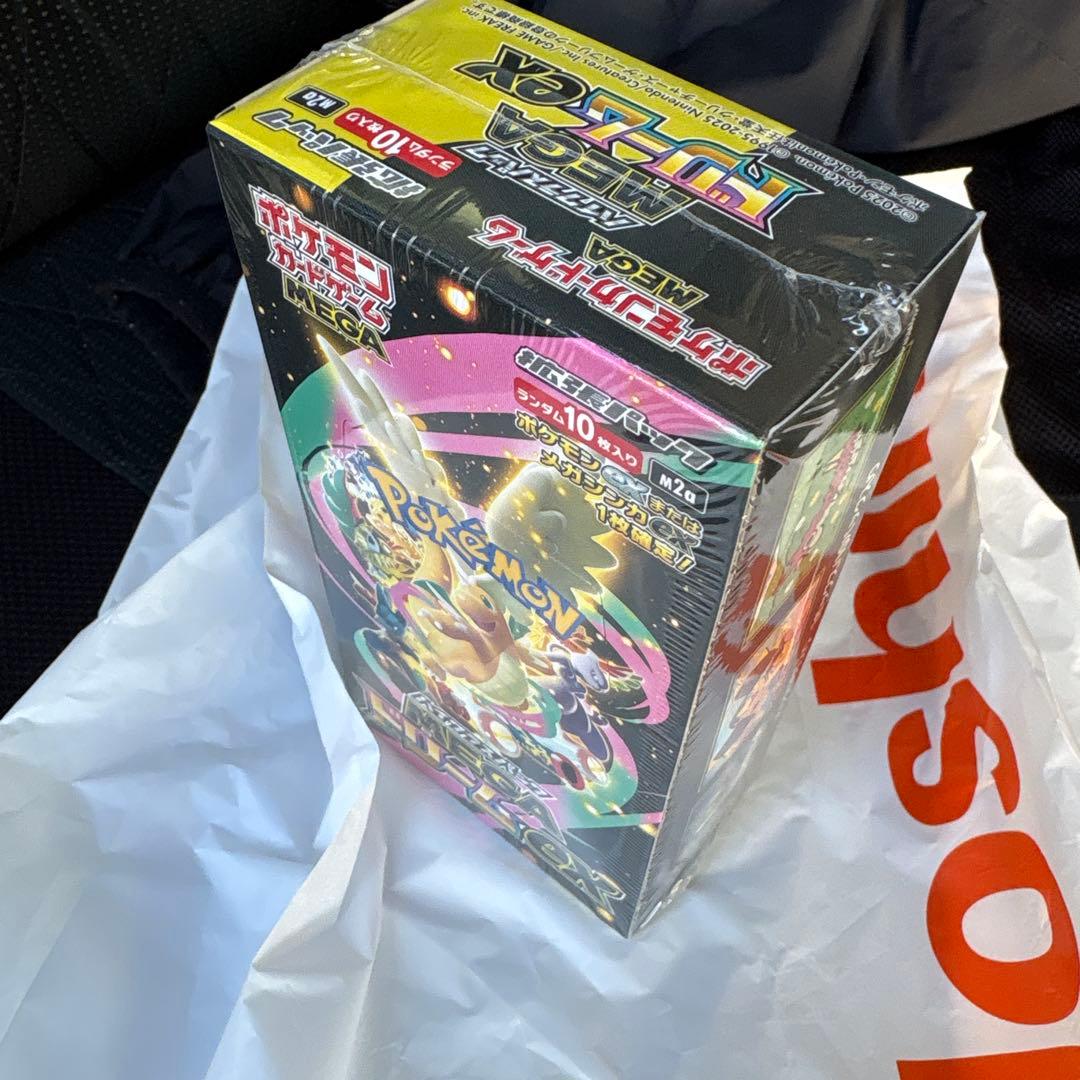 シュリンクあり　未開封　ポケモンカード　MEGAドリームex1box