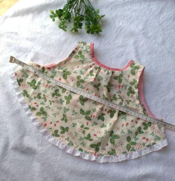 【送料無料】エプロンスタイ(ストロベリー)