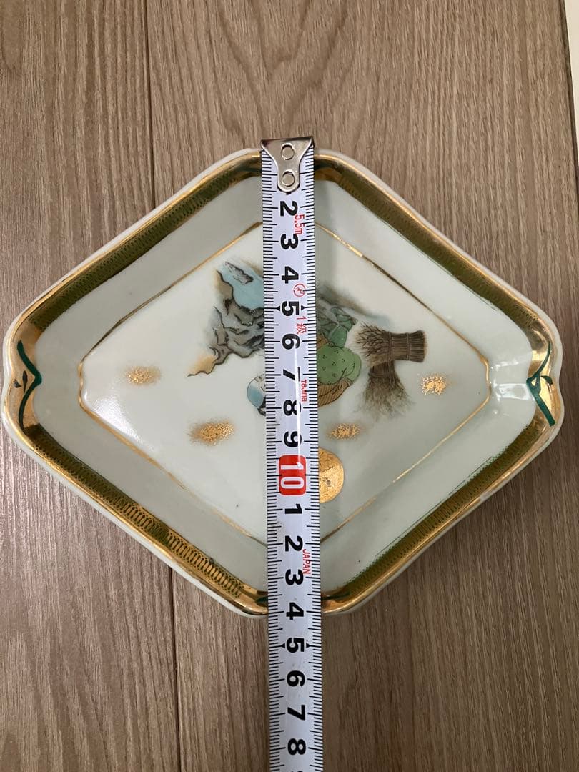 【未確認】古伊万里焼き 手描き 色絵金彩 四方皿 10枚
