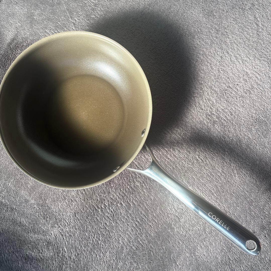 コレール フライパン　20cm、26cm深型