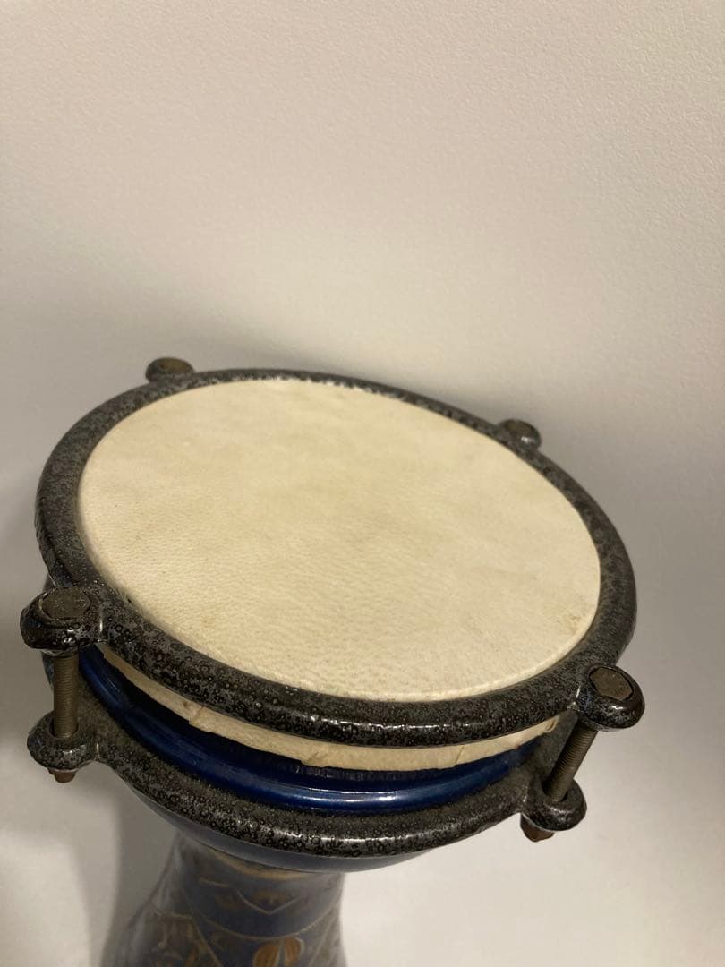 手彫り装飾　銅製　ダラブッカ　ミニサイズ　アンティーク楽器