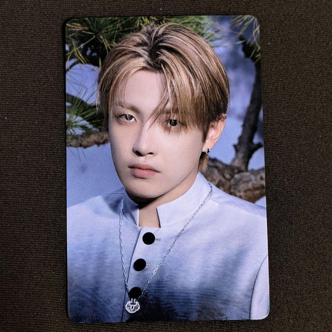 ATEEZ ホンジュン タワレコ 特典 GOLDEN HOUR:Part.4 - メルカリ