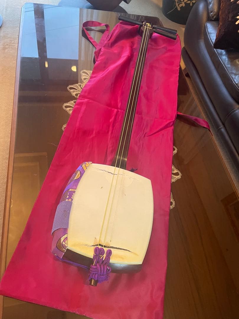 三味線　紅木中棹『小唄端唄長唄』 三味線 紅木中棹『小唄端唄長唄』 中古三味線の掲載品 細棹(長唄・小唄