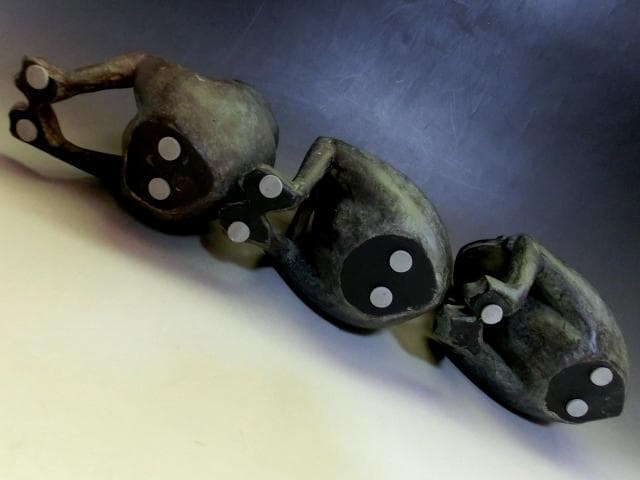 置物■蛙 カエル（見ざる聞かざる言わざる）石膏オブジェ かえる 時代物 骨董品■