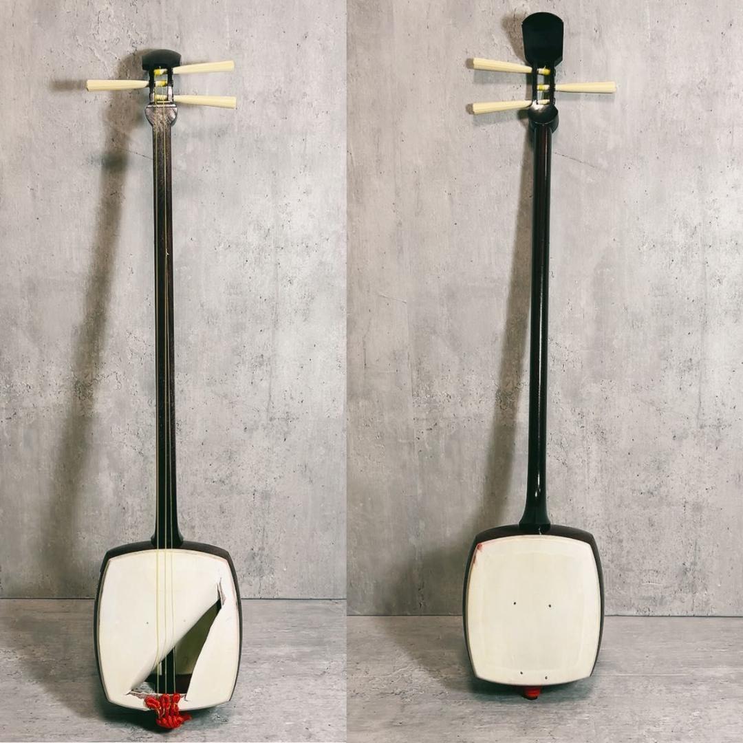 高級細棹三味線　長唄　民謡　紅木三味線　金細・トチ　子持ち綾杉胴　猫革　高級素材