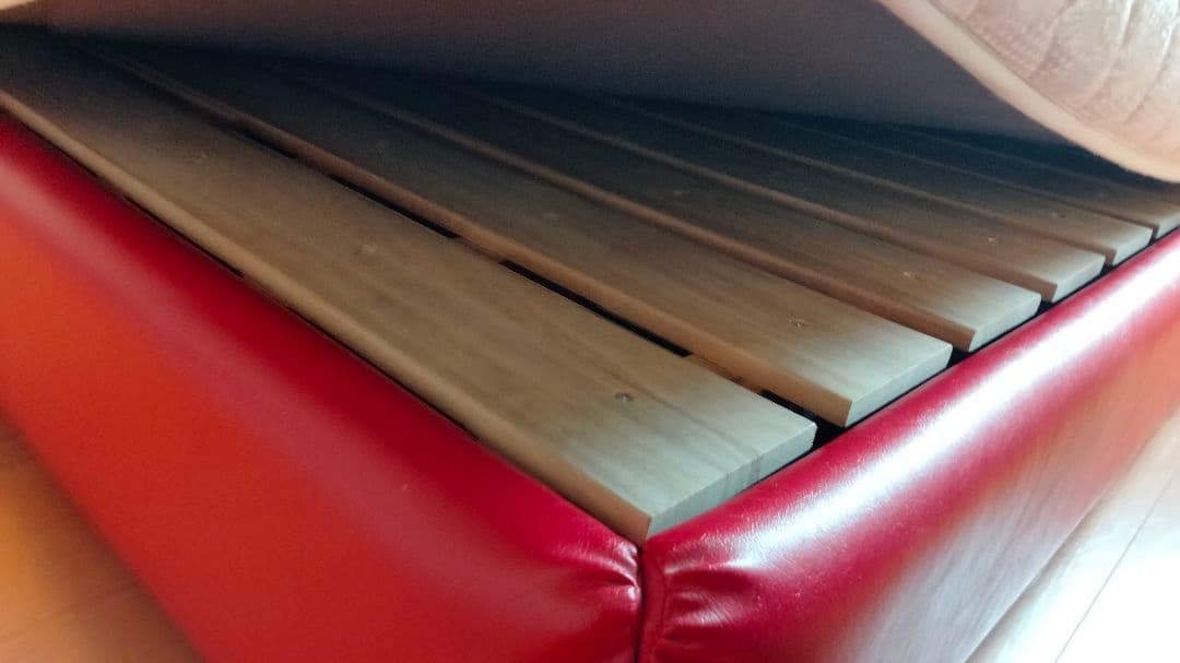 クイーンベッド フレームとマットレス ランプ付 シーリー愛知豊田