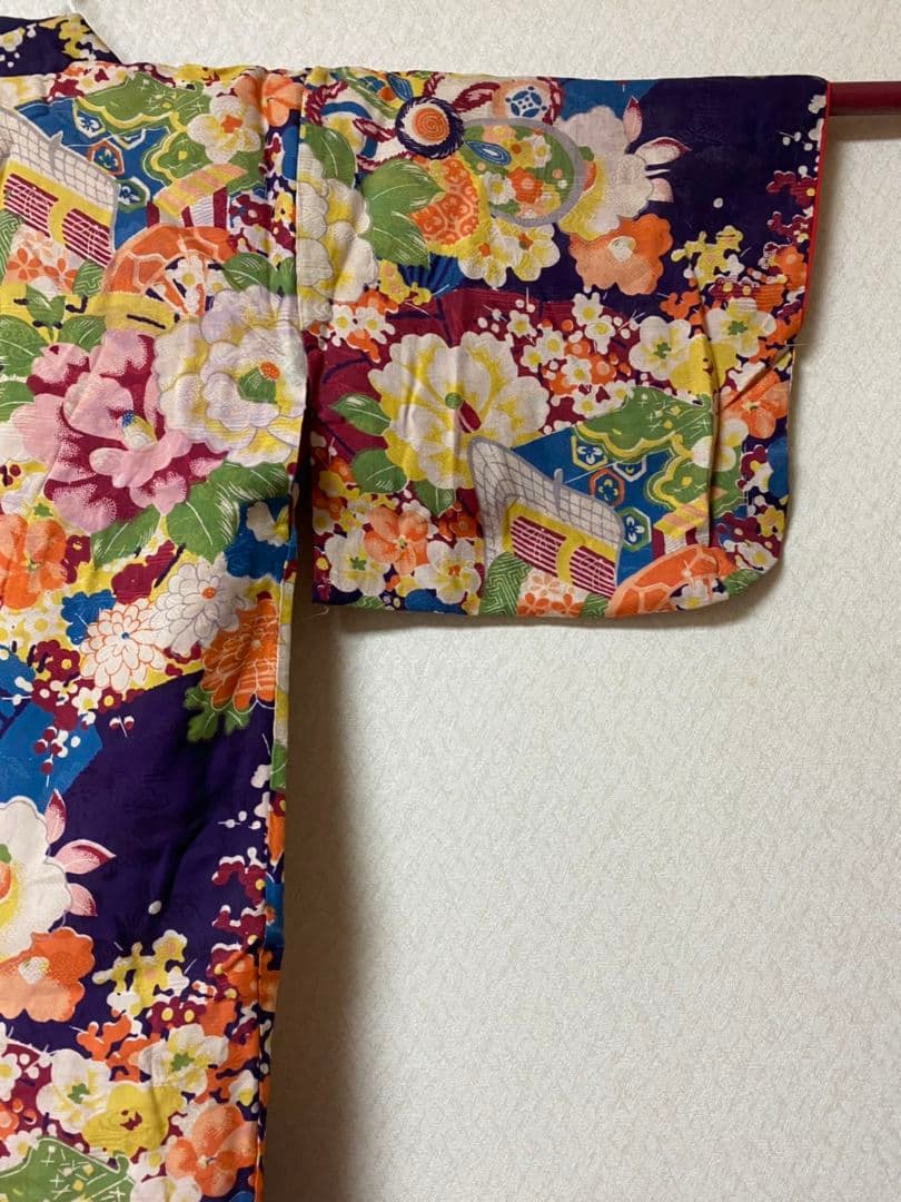 No.86正絹アンティーク子供着物しつけ糸付き綺麗です着丈86.5センチ裄丈41