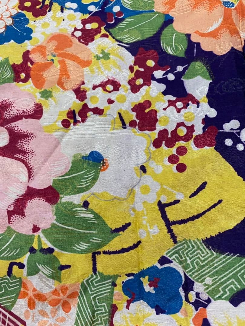 No.86正絹アンティーク子供着物しつけ糸付き綺麗です着丈86.5センチ裄丈41