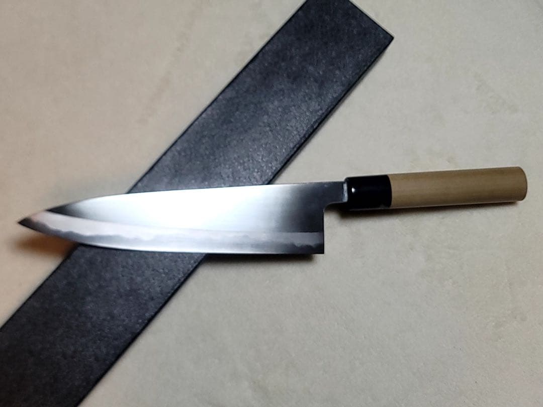 和田健一　本霞　白ニ鋼　牛刀　210mm