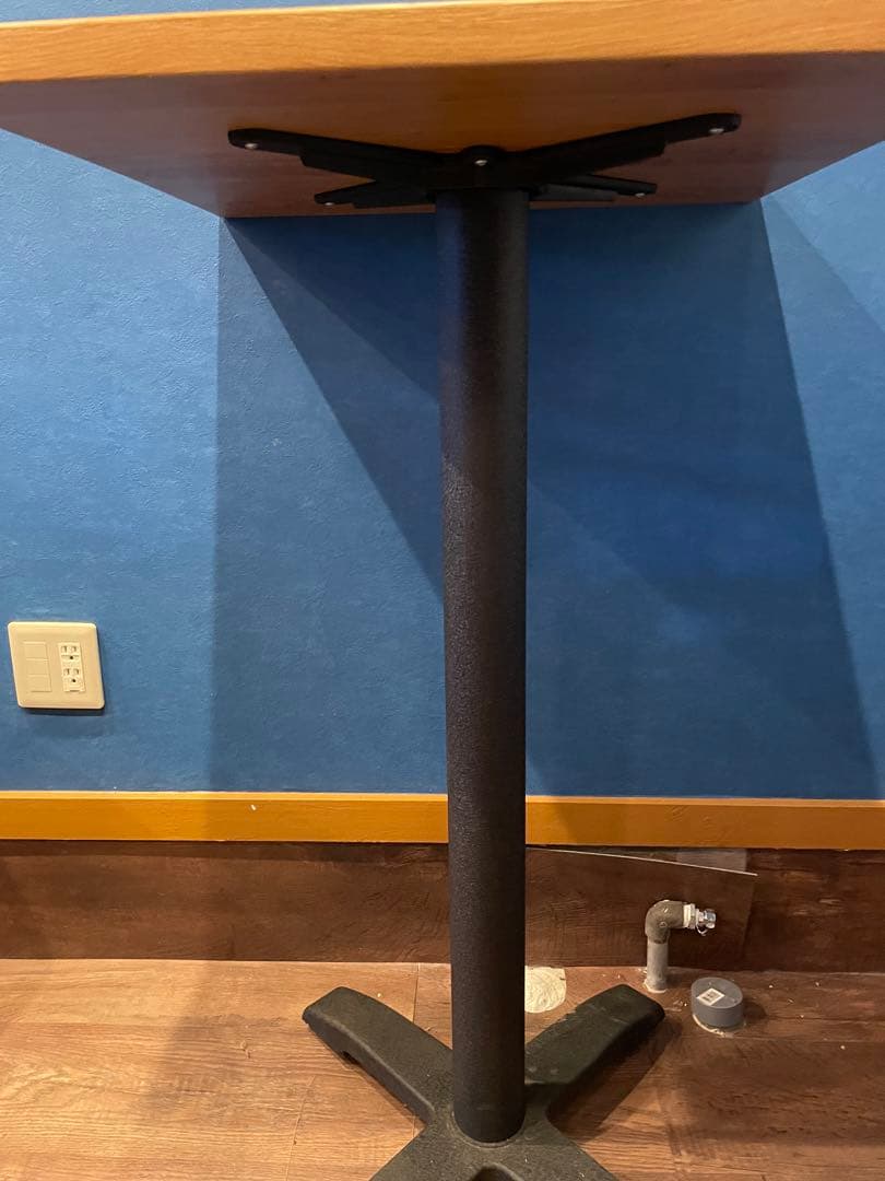 カウンターテーブル　ハイテーブル