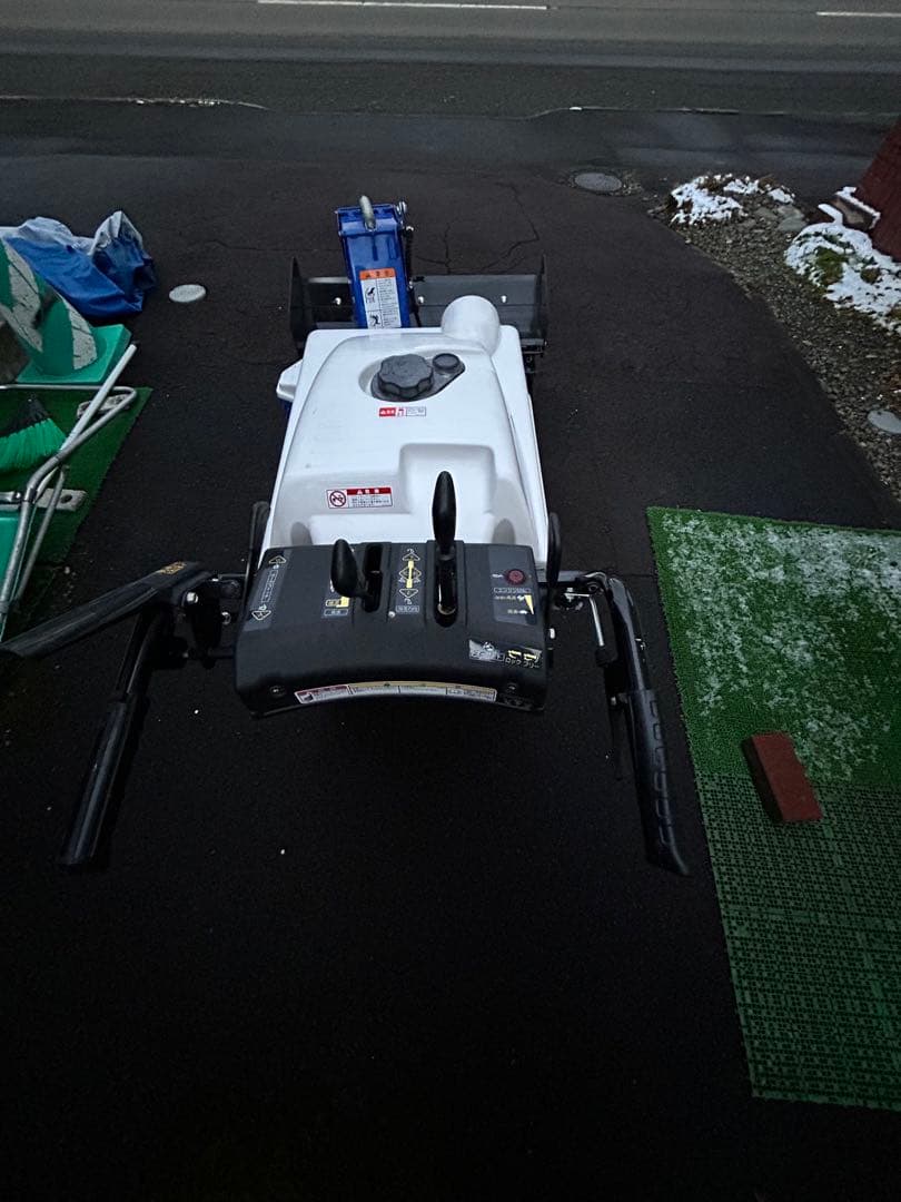 値下げ‼︎ 北海道空知地方近郊限定販売！！　ヤマハ除雪機YSF860-B 送料込‼︎