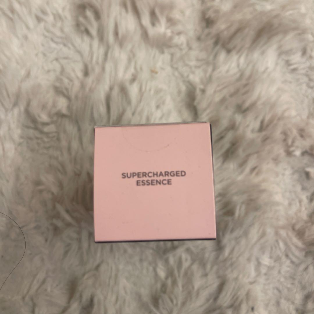 ローラメルシエ　ピュアキャンバスパワープライマー　スーパーチャージドエッセンス