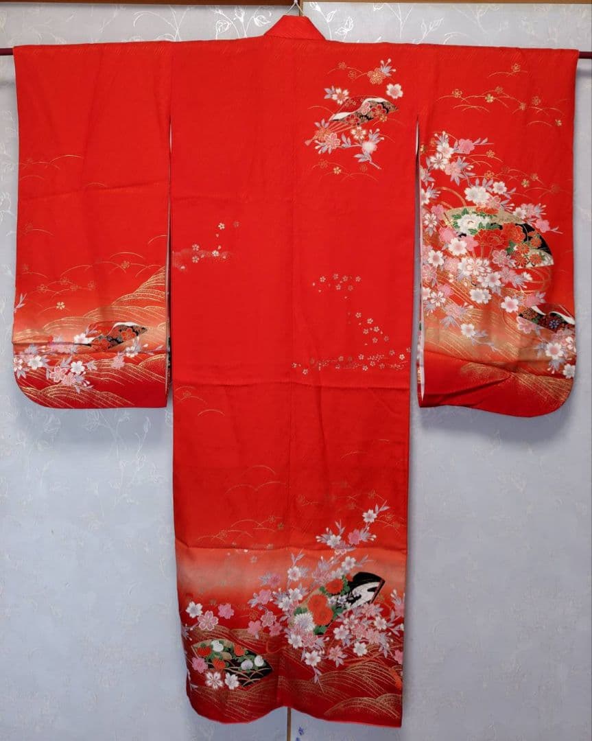 RK549子供着物着丈136センチ裄丈57センチ重ね襟付き綺麗美品7歳前後用