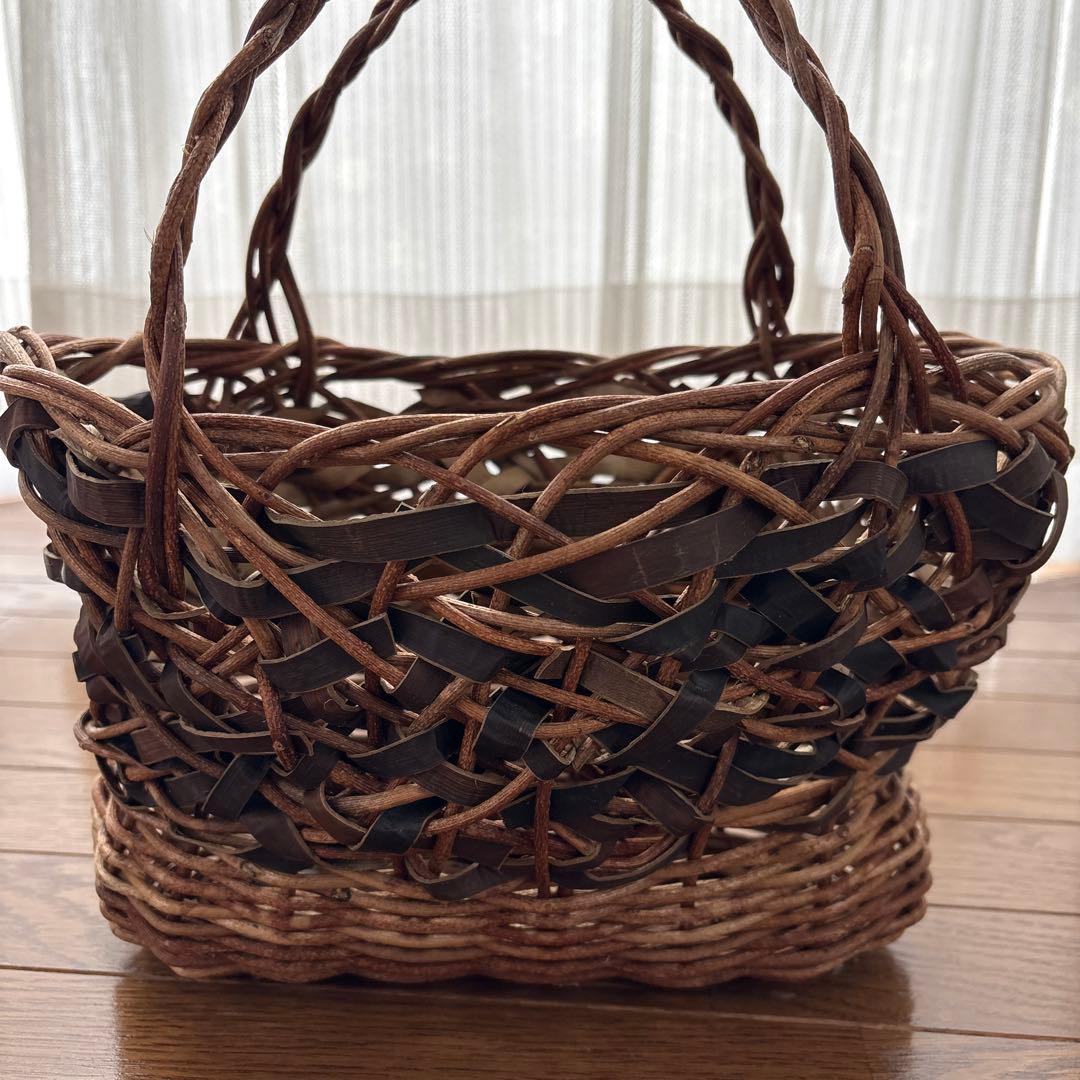 オズのかごバッグ　あけびのかごバッグ