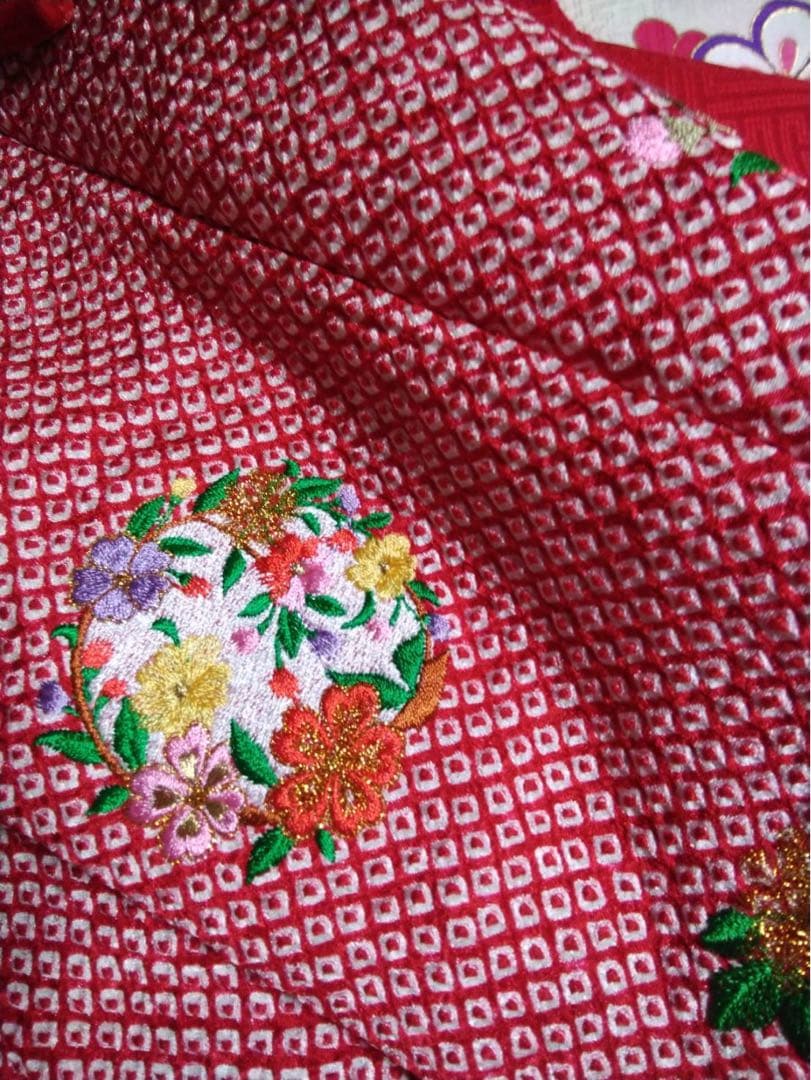 AK です。3歳向け・正絹・お着物と総絞りのお被覆のセット