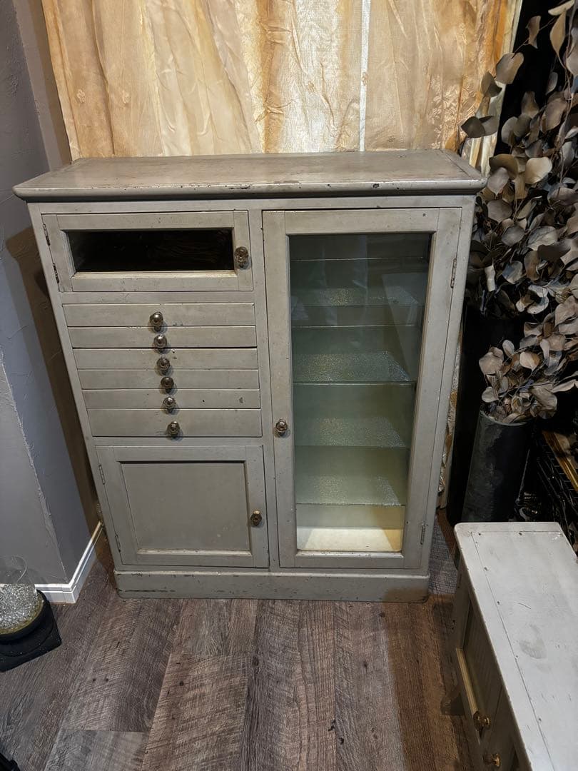 アンティーク医療棚　デンタルキャビネット