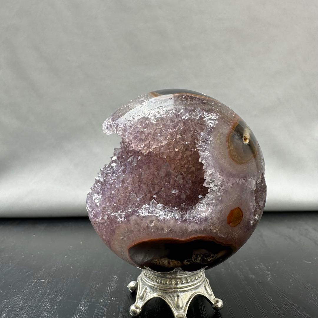 天然石アメジストの笑い口　置物　スフィアE.89