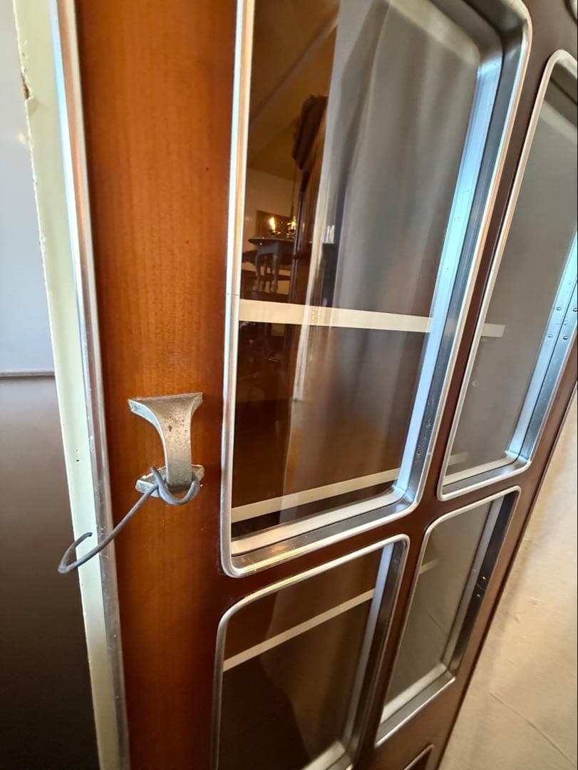 昭和レトロ 収納棚 スリムキャビネット 食器棚 本棚 飾り棚 アンティーク