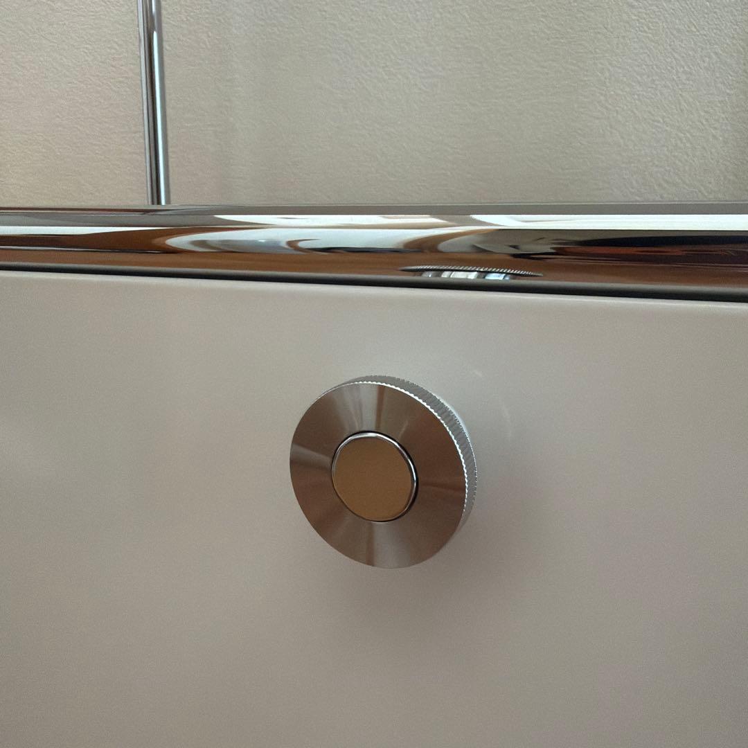 未使用 USM Haller ユーエスエム ハラー キャビネット ピュアホワイト