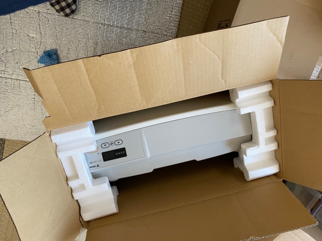 スペースヒーター