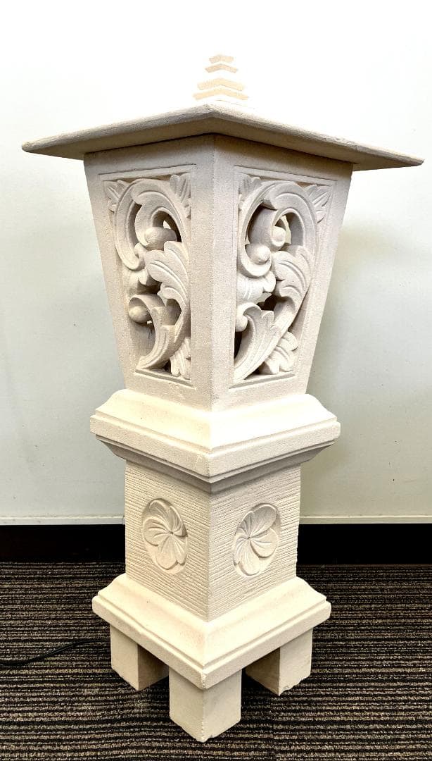 プルメリア柄の灯篭　灯籠　パラス石　アジアン照明　バリ雑貨