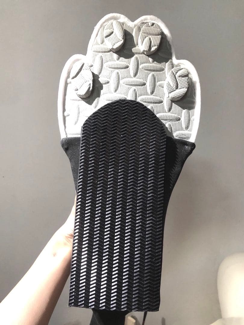 ケモ足　ケモノ足　逆関節デザイン　リアルティ