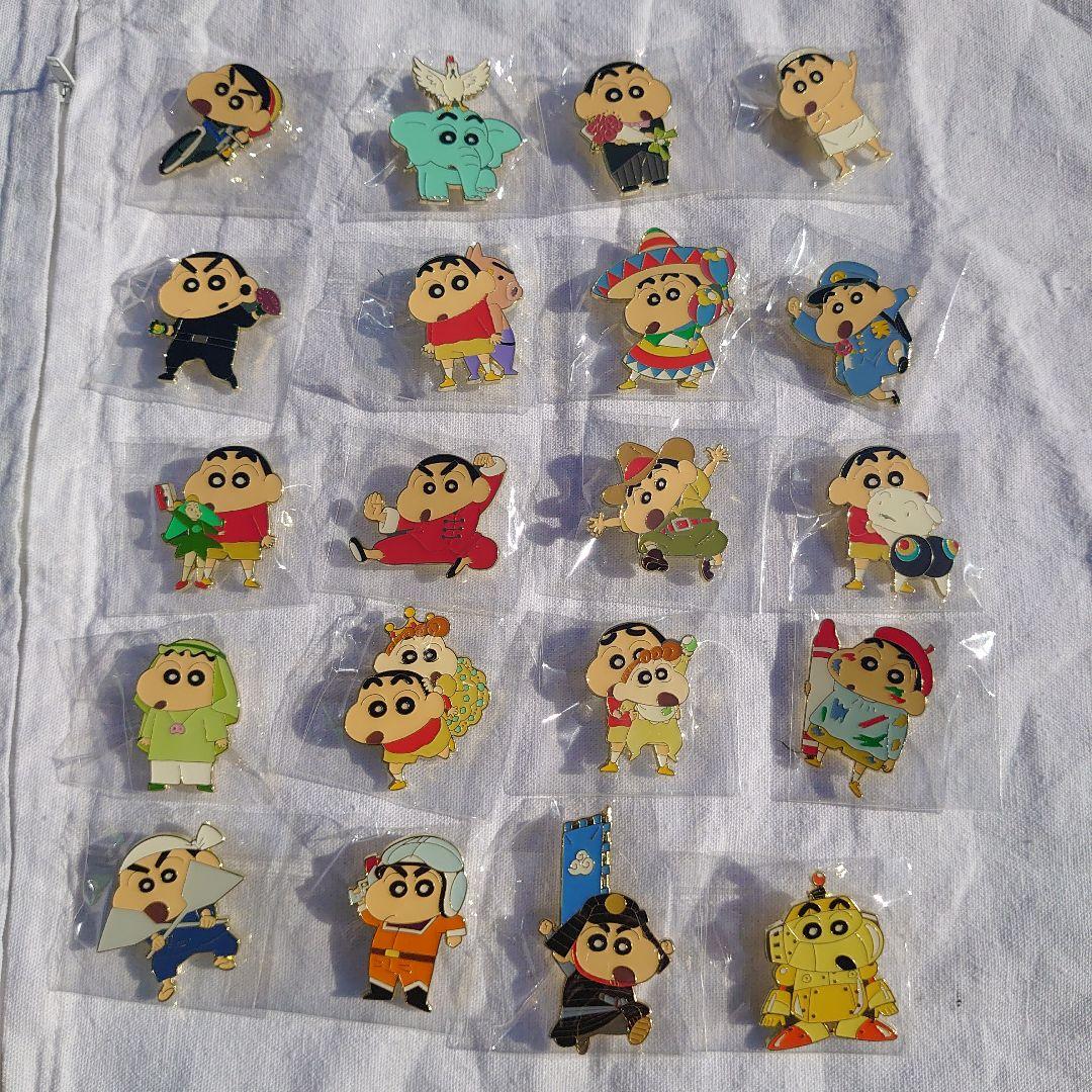 クレヨンしんちゃん シネマパレード 30周年記念ピンバッジコレクション