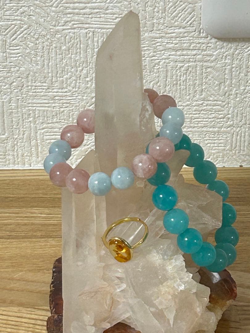 優しいピンクマニカラン水晶クラスター　 大きめサイズ