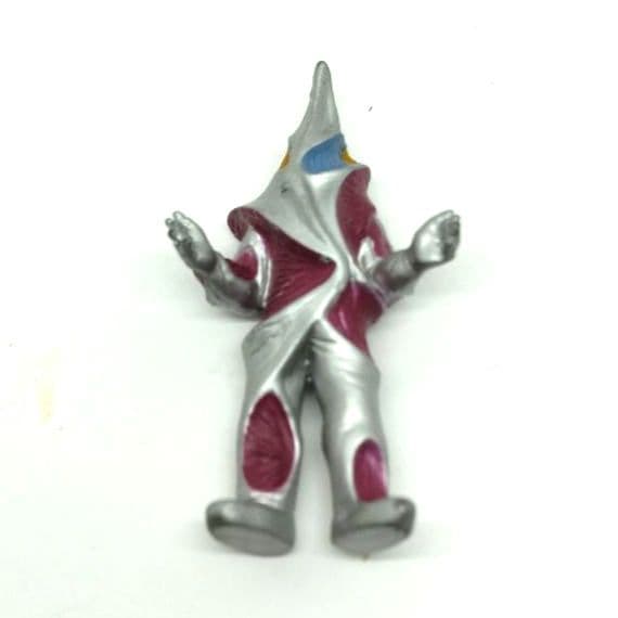 ウルトラモンスター超全集 悪質宇宙人レギュラン星人 - メルカリ