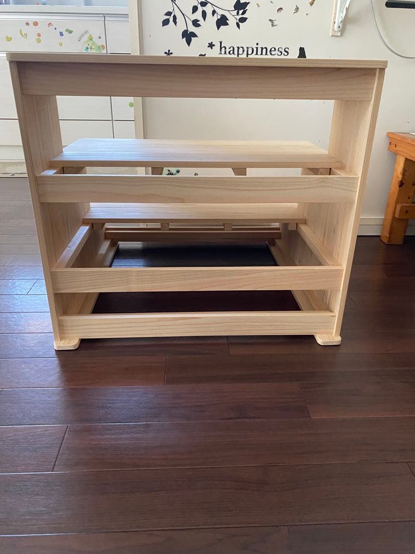 woodstock 39様限定の木製の3段の踏み台です。